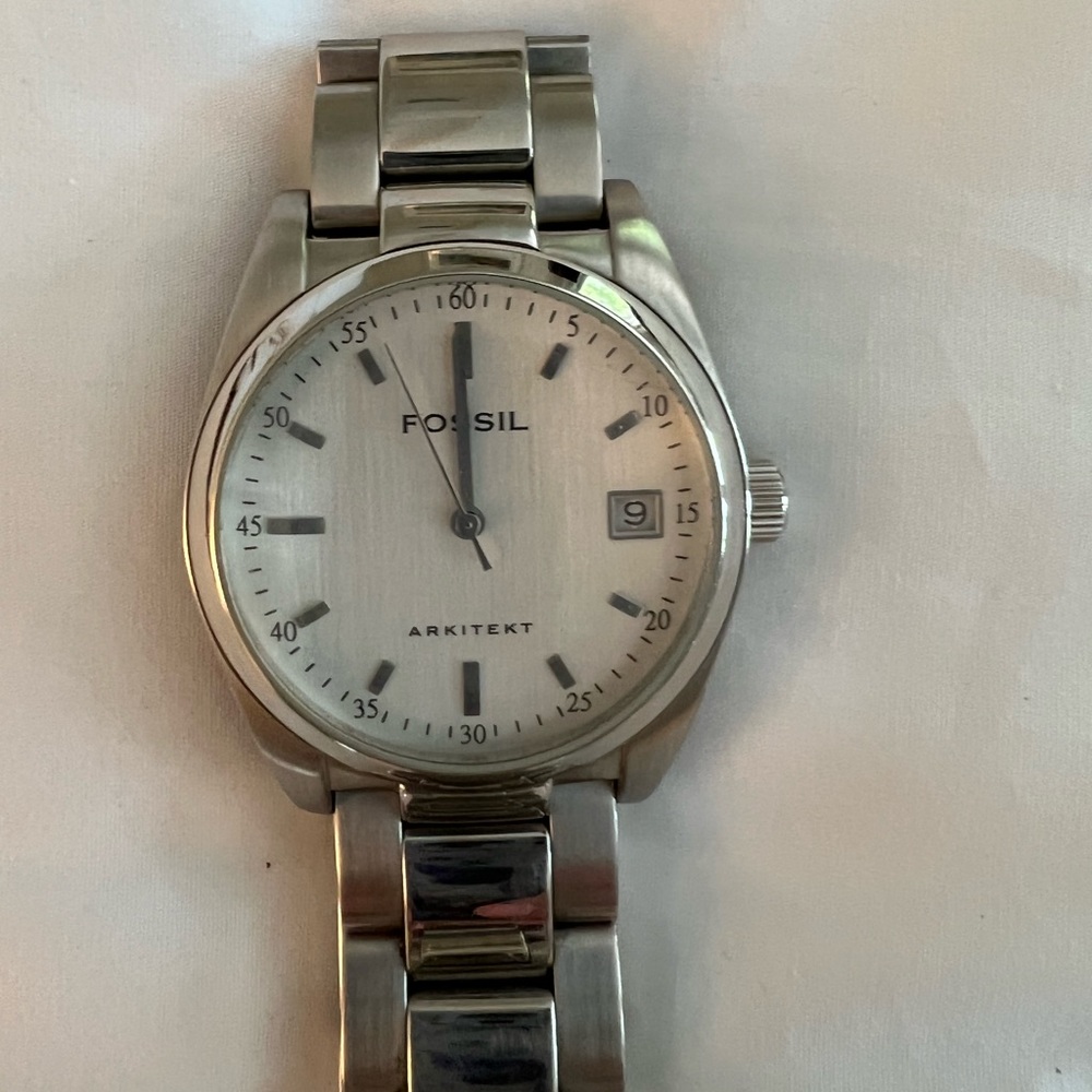 FOSSIL WATCH